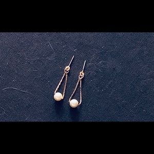 Earrings 14K Gold Cultured Pearl on Chain Loops